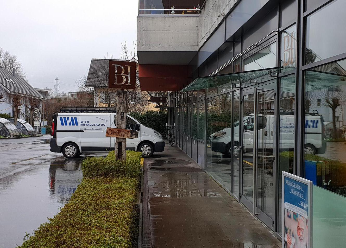 Ganzglasdach mit Zugastange